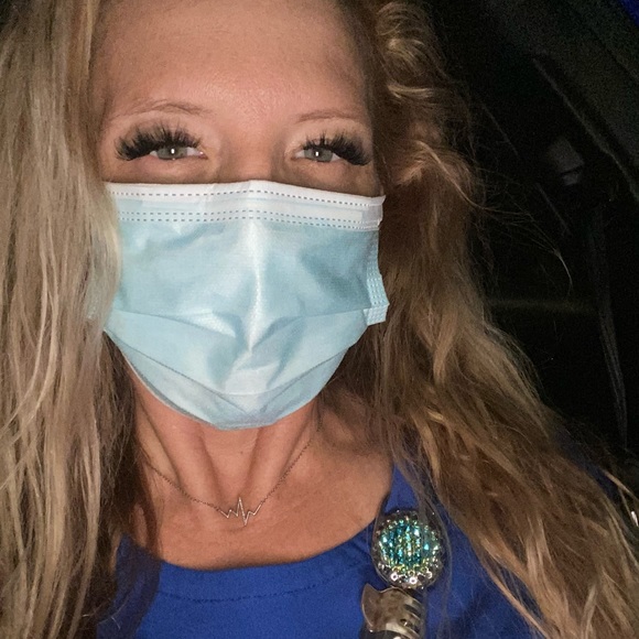 Meet your Posher, Honey - Picture 3 of 4